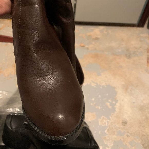 Beautiful brown leather boots - Picture 4 of 6